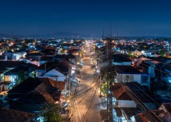 Pemkab Lumajang Tata 359,6 Km Kabel Internet di Rumija, Retribusi Tembus Rp57,1 Juta