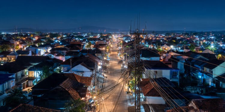 Pemkab Lumajang Tata 359,6 Km Kabel Internet di Rumija, Retribusi Tembus Rp57,1 Juta